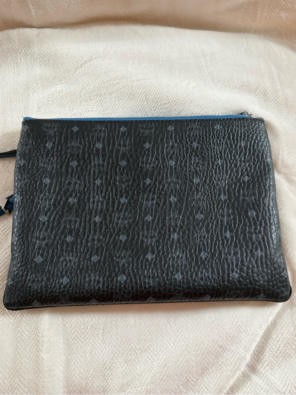 MCM Black Leather Crossbody Pouch with Blue Zip Accent - Picture 3 of 10